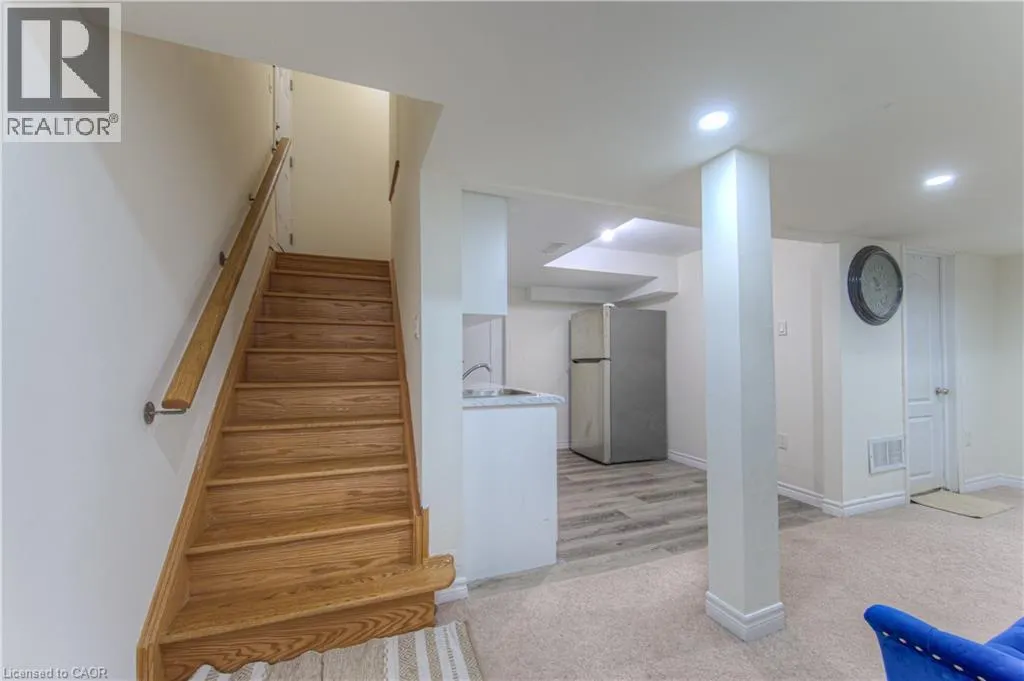 722 MEGSON Terrace