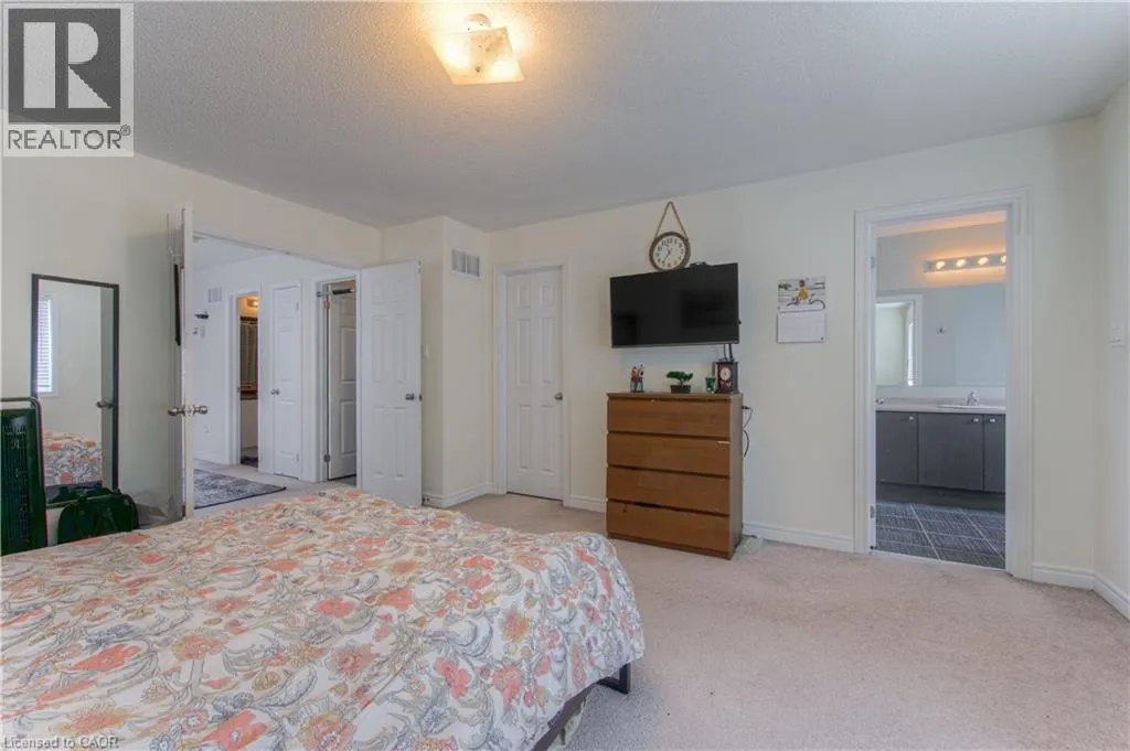 722 MEGSON Terrace