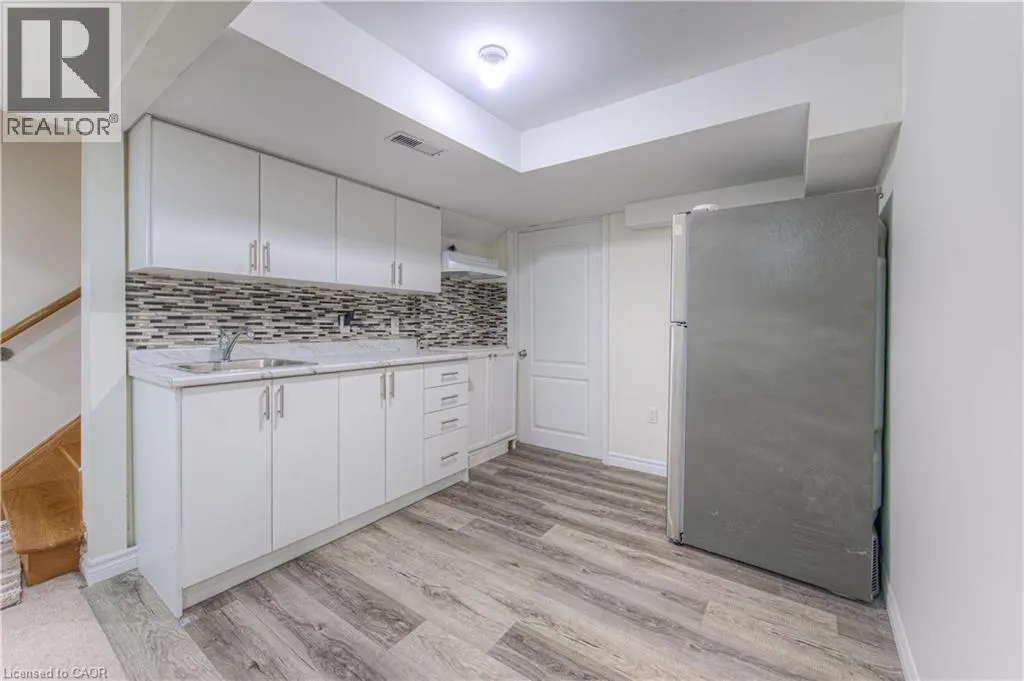 722 MEGSON Terrace