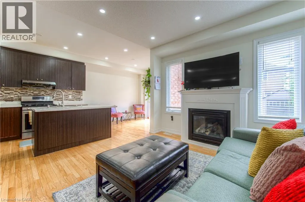 722 MEGSON Terrace