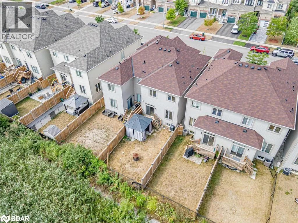 9 GREENWOOD Drive