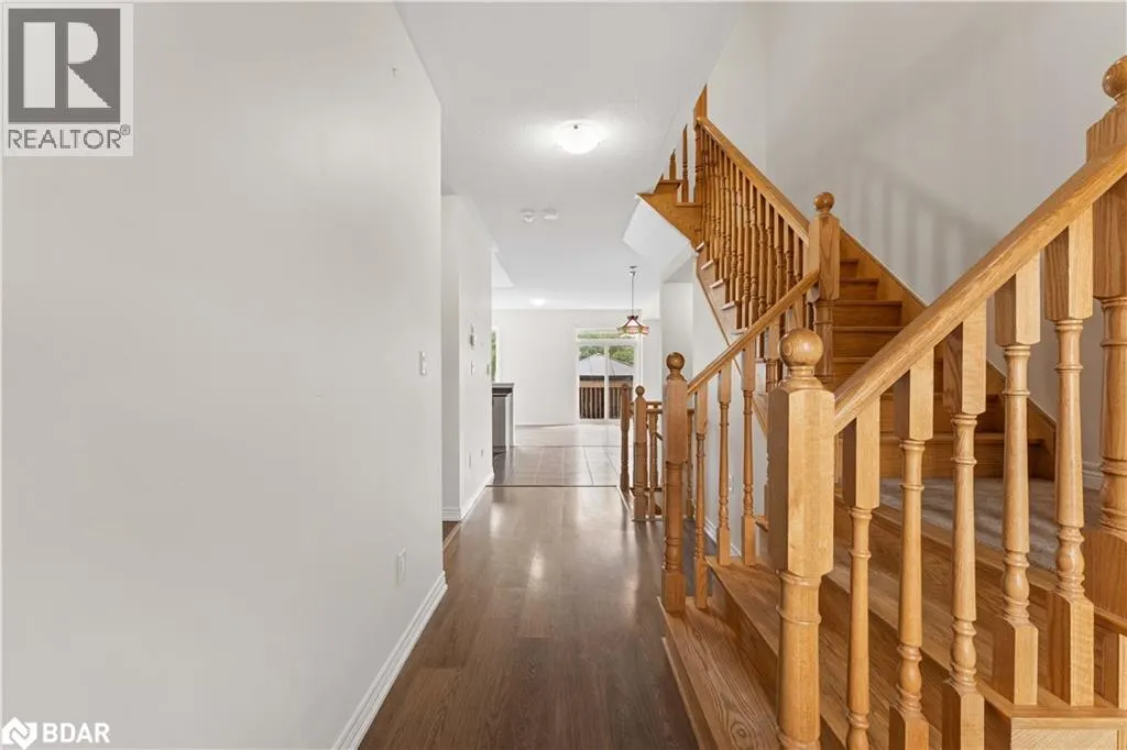 9 GREENWOOD Drive
