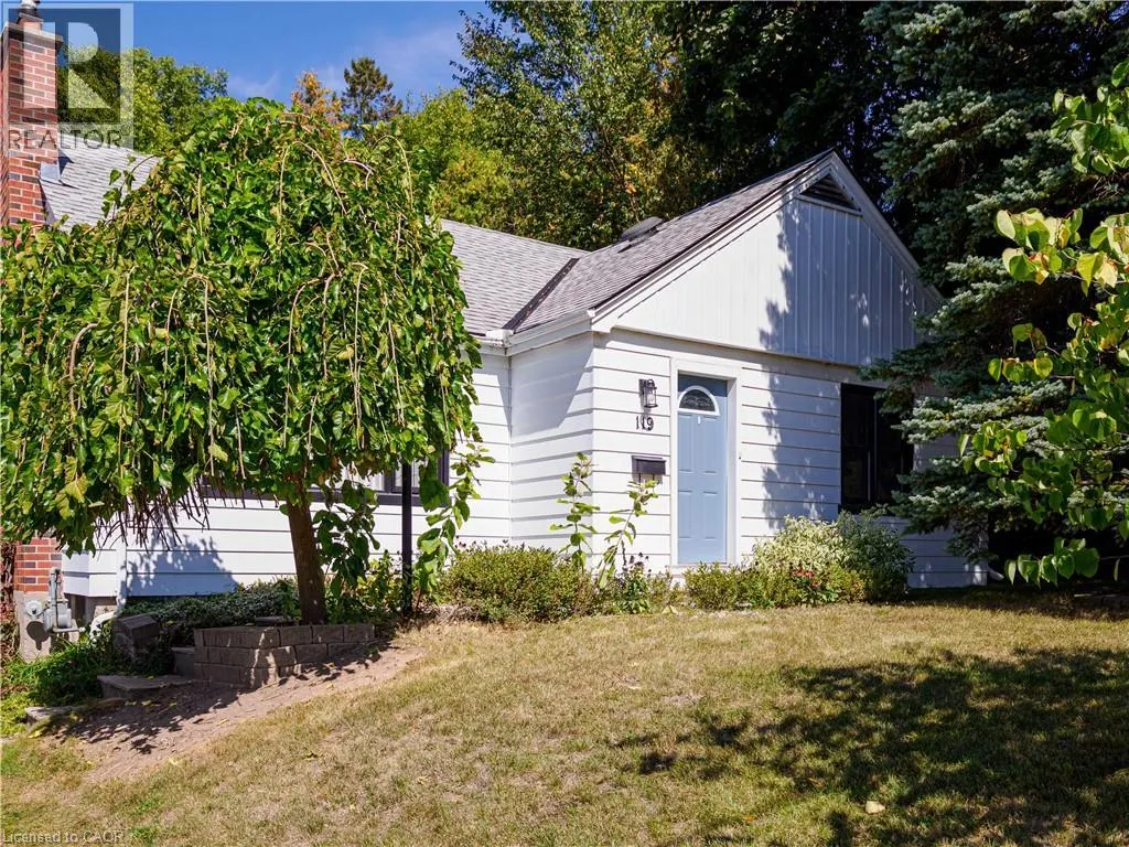 119 MCCALL Crescent