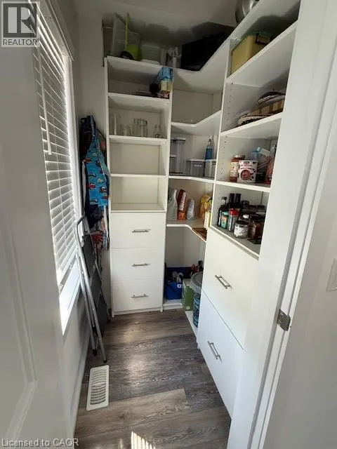 115 SHOREVIEW Place Unit# 2, #2