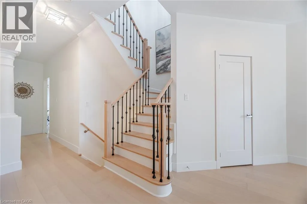 514 HUNTINGTON RIDGE Drive