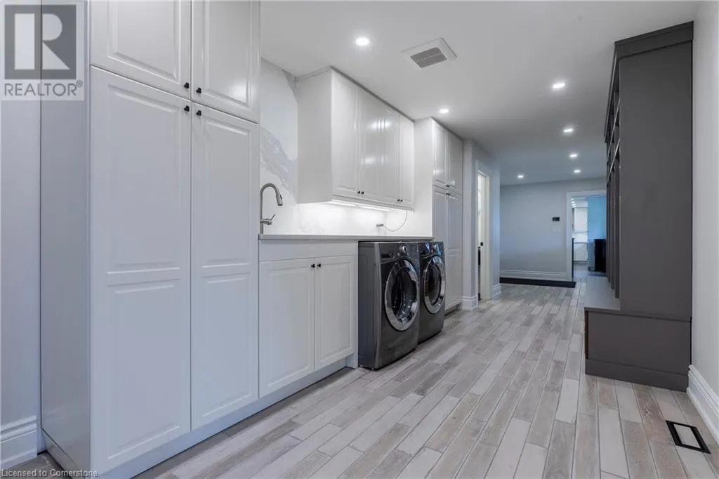 1506 6TH CONCESSION Road W
