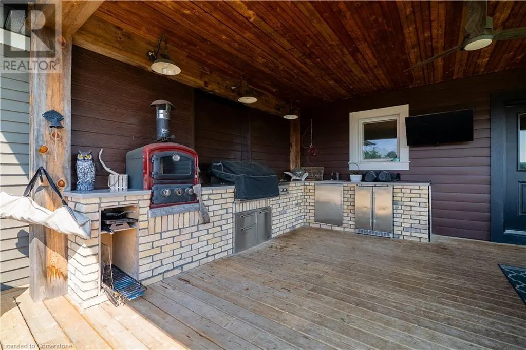 1506 6TH CONCESSION Road W