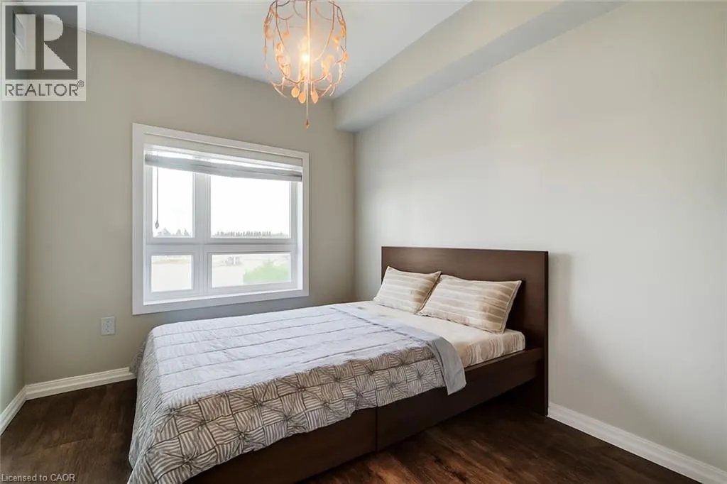 35 KINGSBURY Square Unit# 327, #327