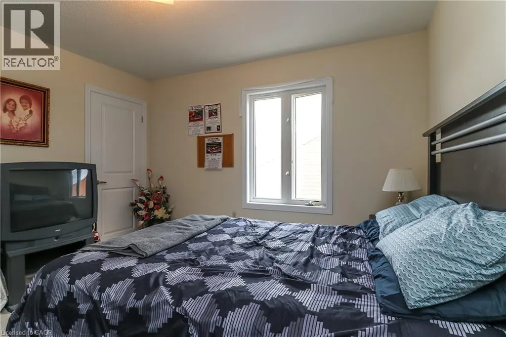 48 ALLEGRA Drive