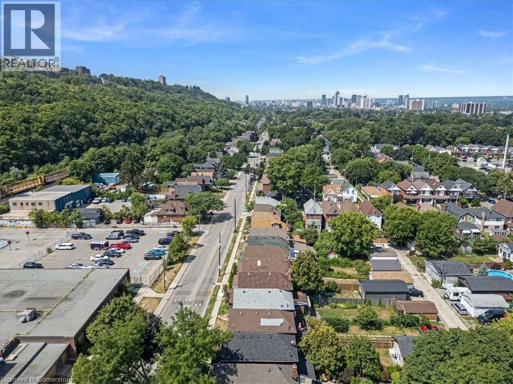 379 CUMBERLAND Avenue