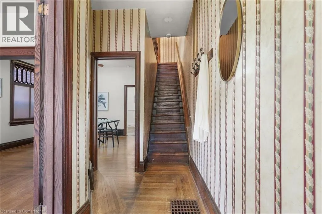 379 CUMBERLAND Avenue