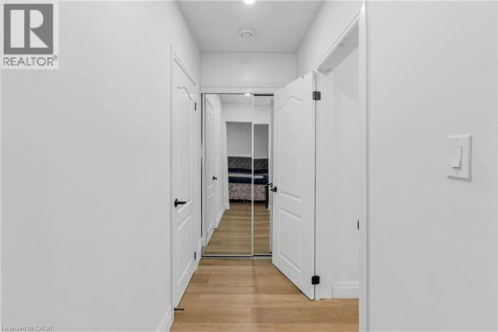 292 WOODWARD Avenue