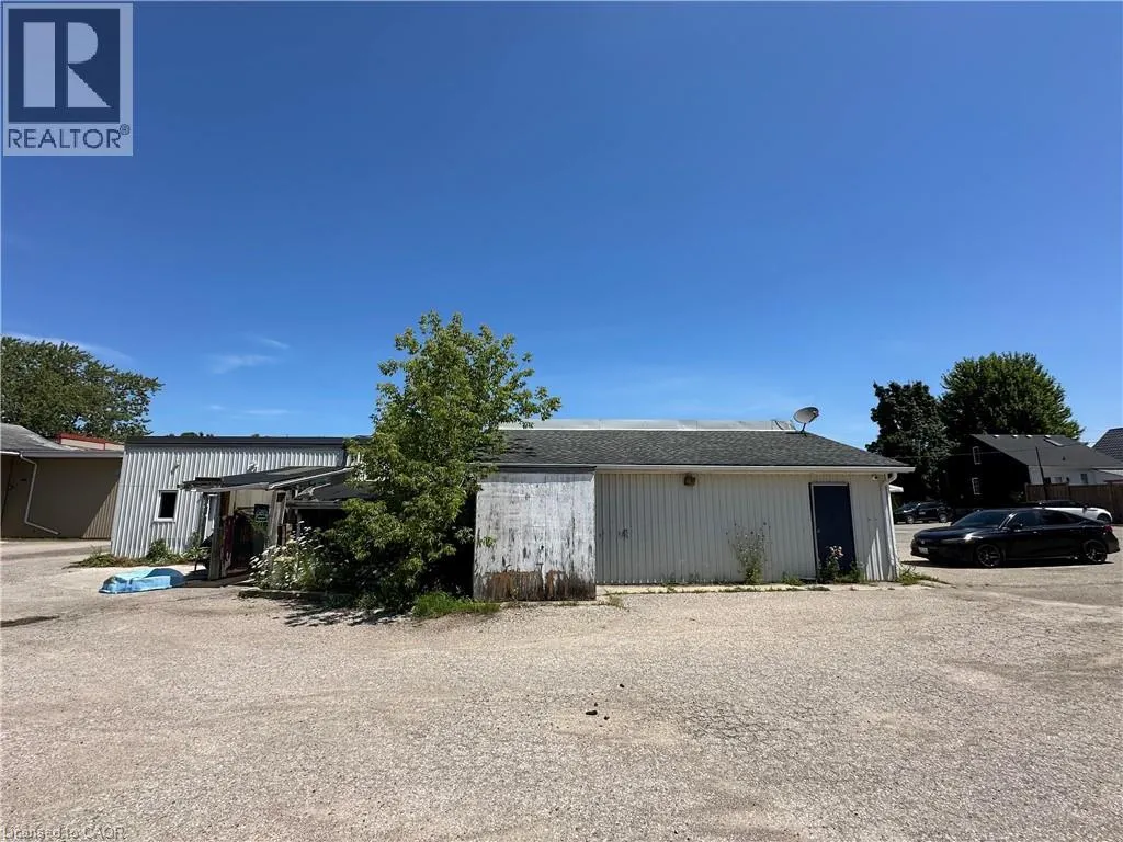 377 HURON Street