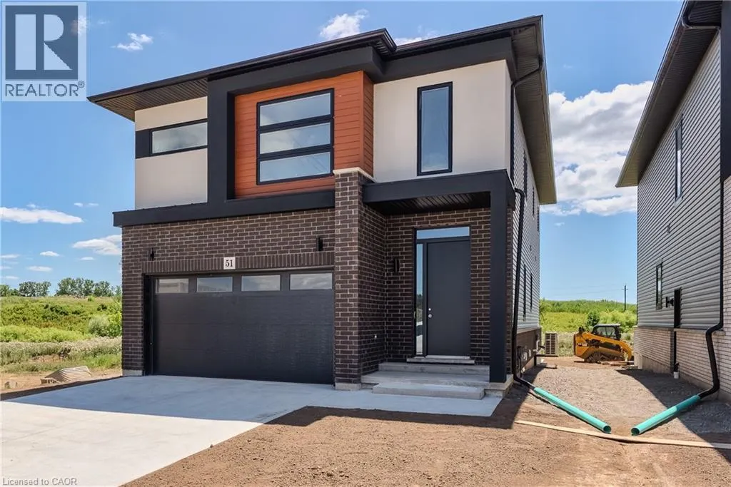 51 ALICIA Crescent