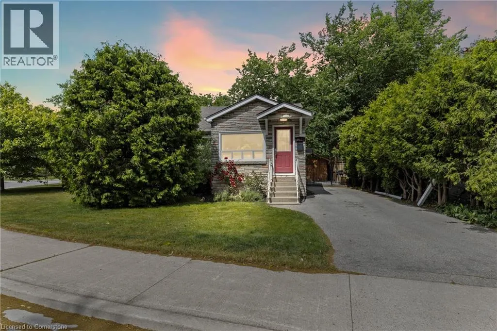617 CLARK Avenue