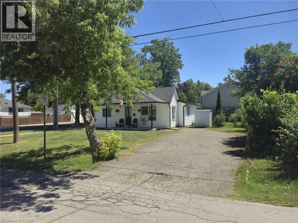 82 TEAL Avenue