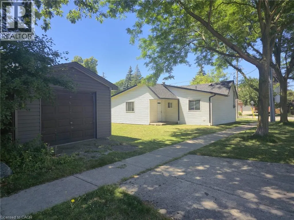 82 TEAL Avenue
