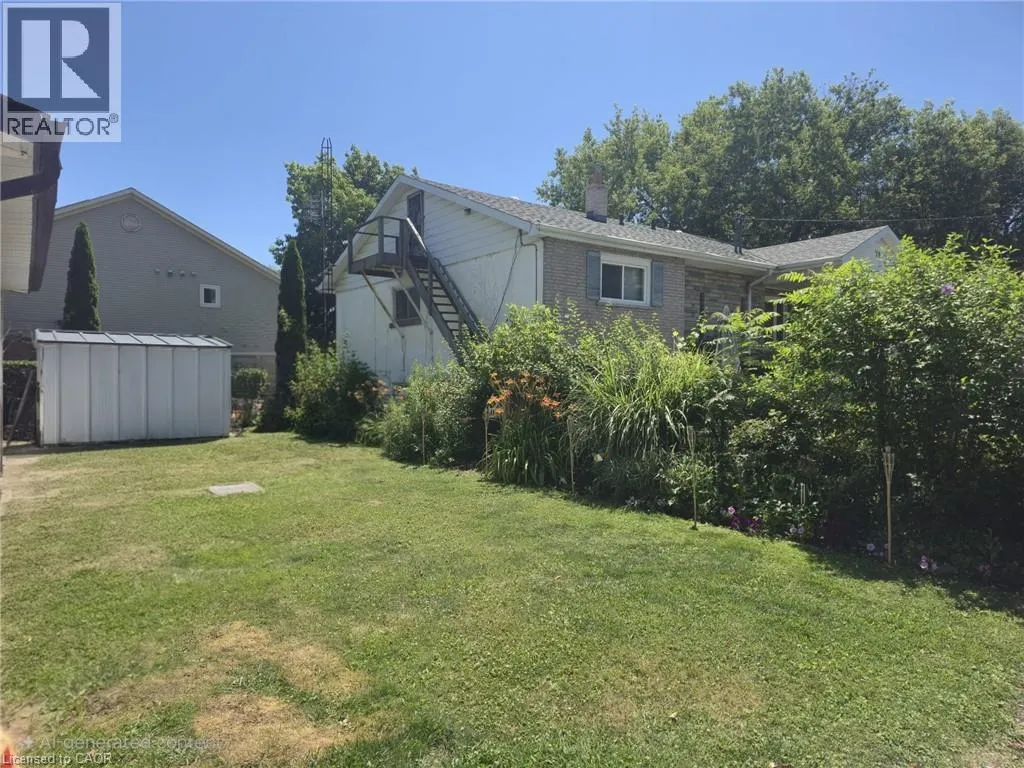 82 TEAL Avenue