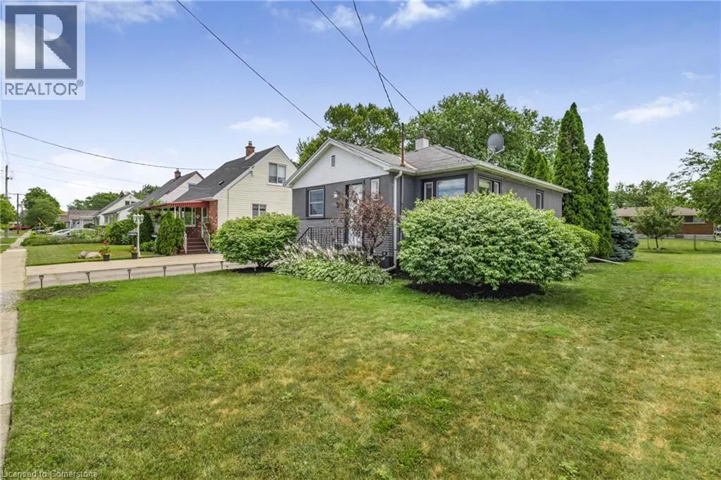 8 ADMIRAL Road