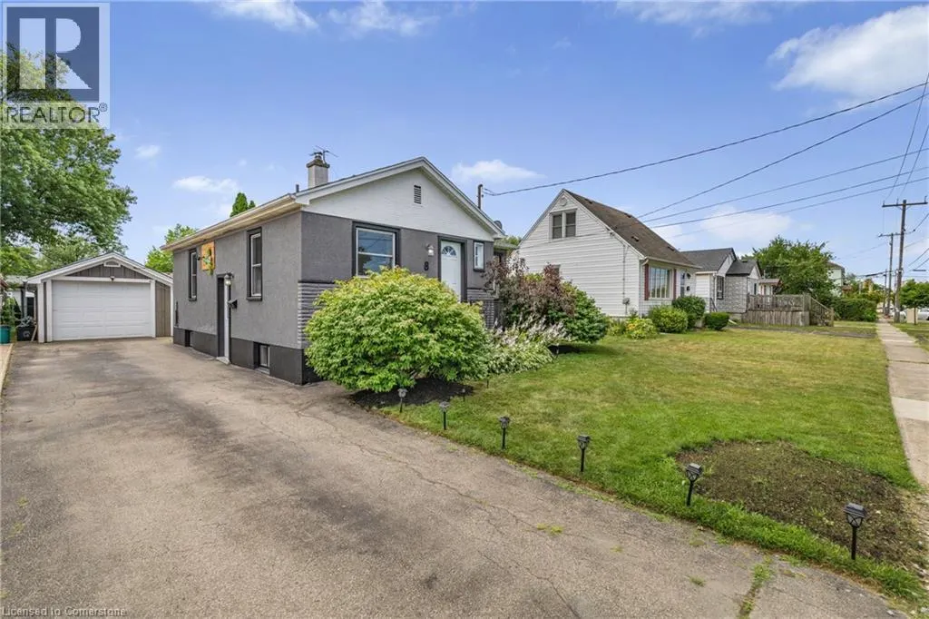 8 ADMIRAL Road