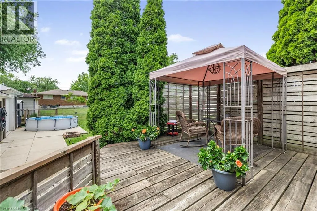 8 ADMIRAL Road