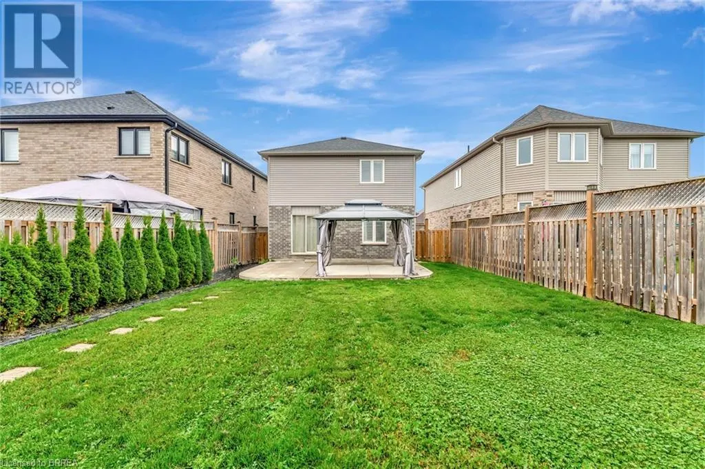 3 CRAWFORD Place