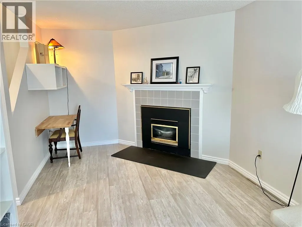 14 NEW LAKESHORE Road Unit# 28, #28