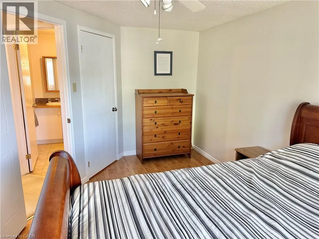 14 NEW LAKESHORE Road Unit# 28, #28