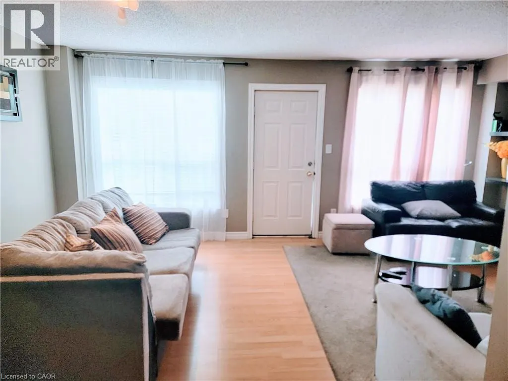600 SARNIA Road Unit# 18, #18