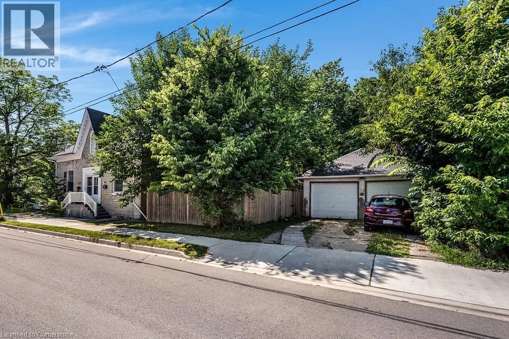 146 WESTMINSTER Drive S