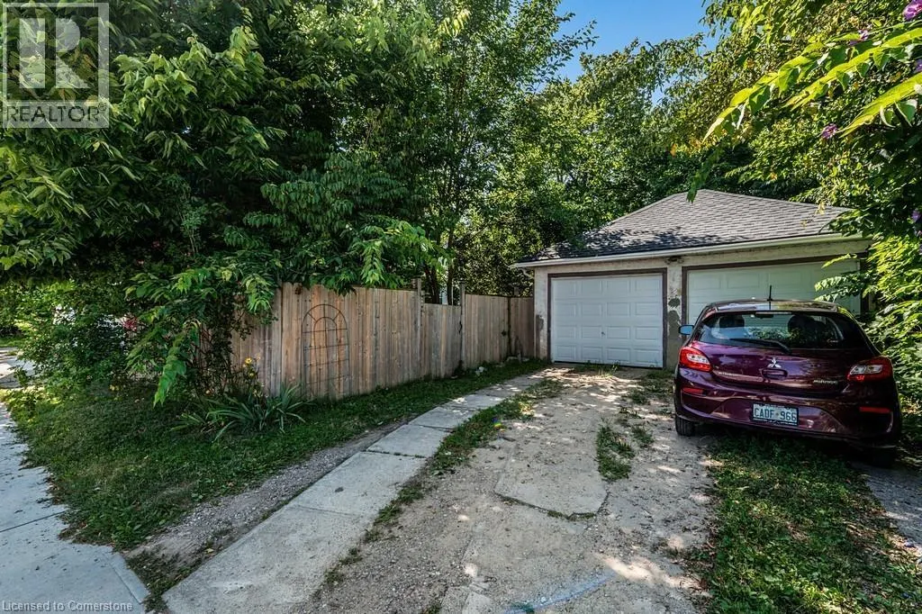 146 WESTMINSTER Drive S