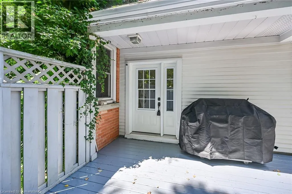 94 SUTHERLAND Street W