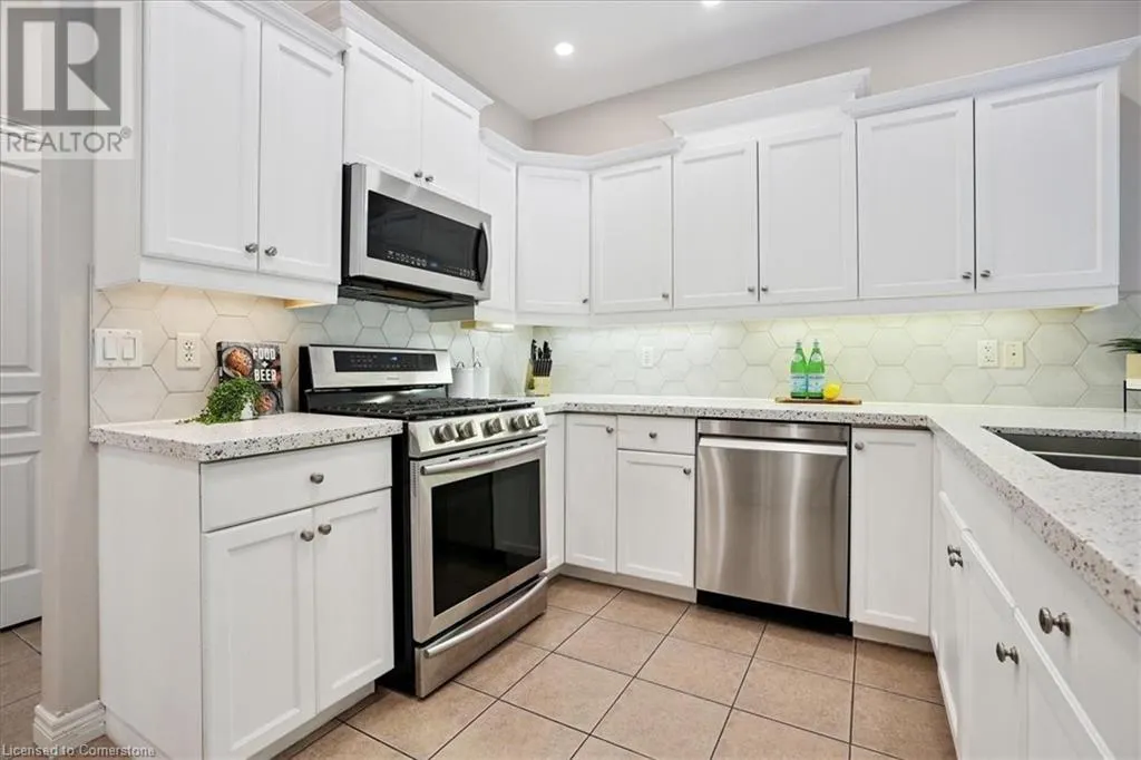 95 HEMLOCK Way