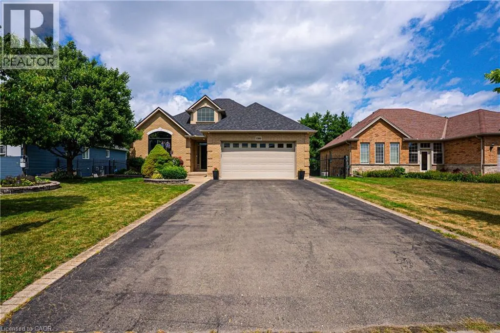 3300 CHARLESTON Drive