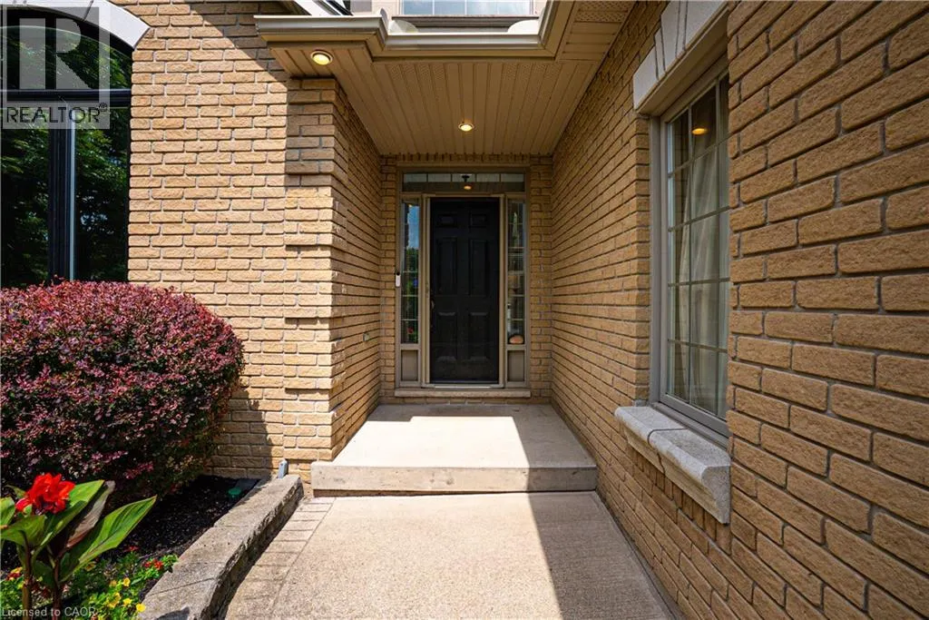 3300 CHARLESTON Drive