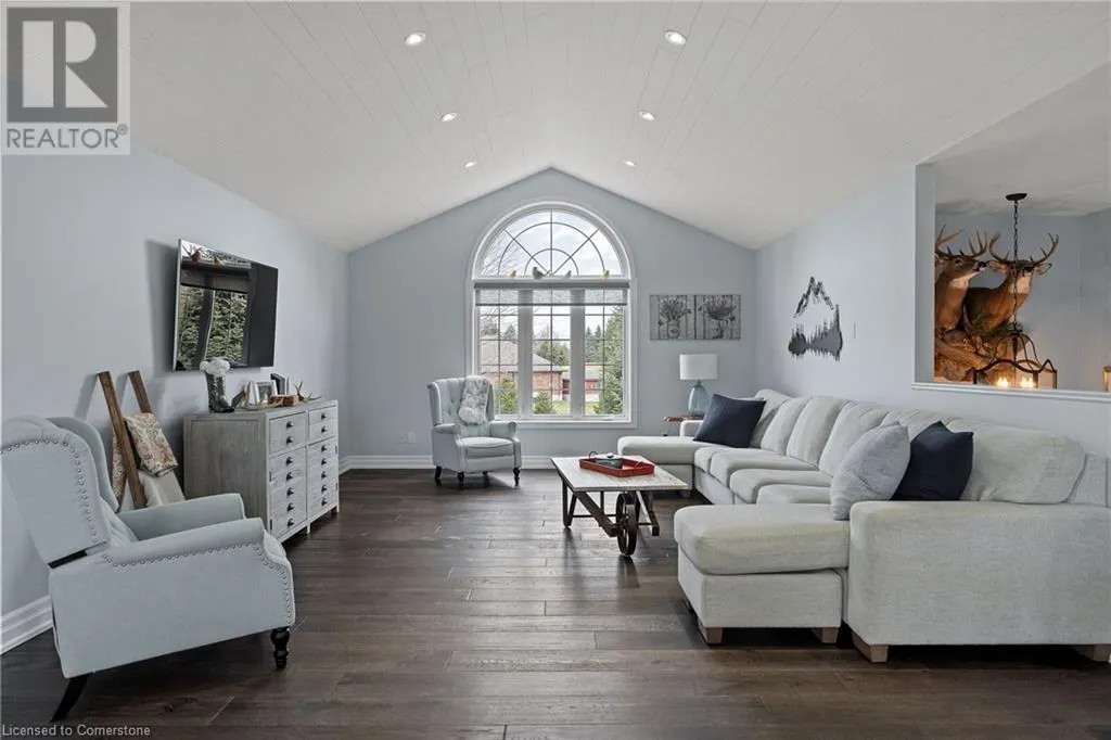 16 CREDIT RIVER Road