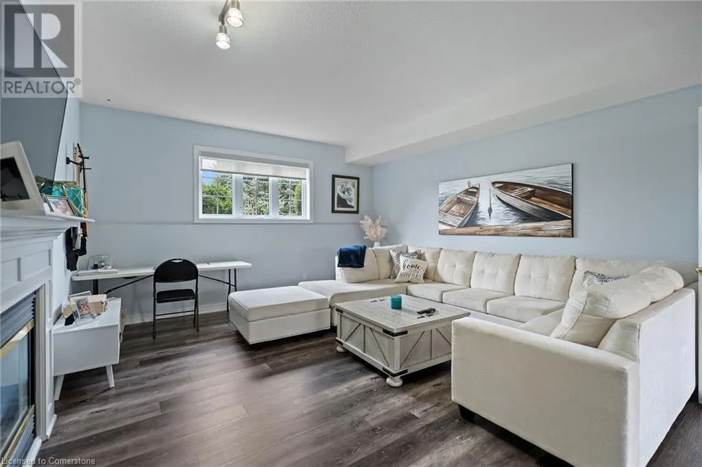 16 CREDIT RIVER Road