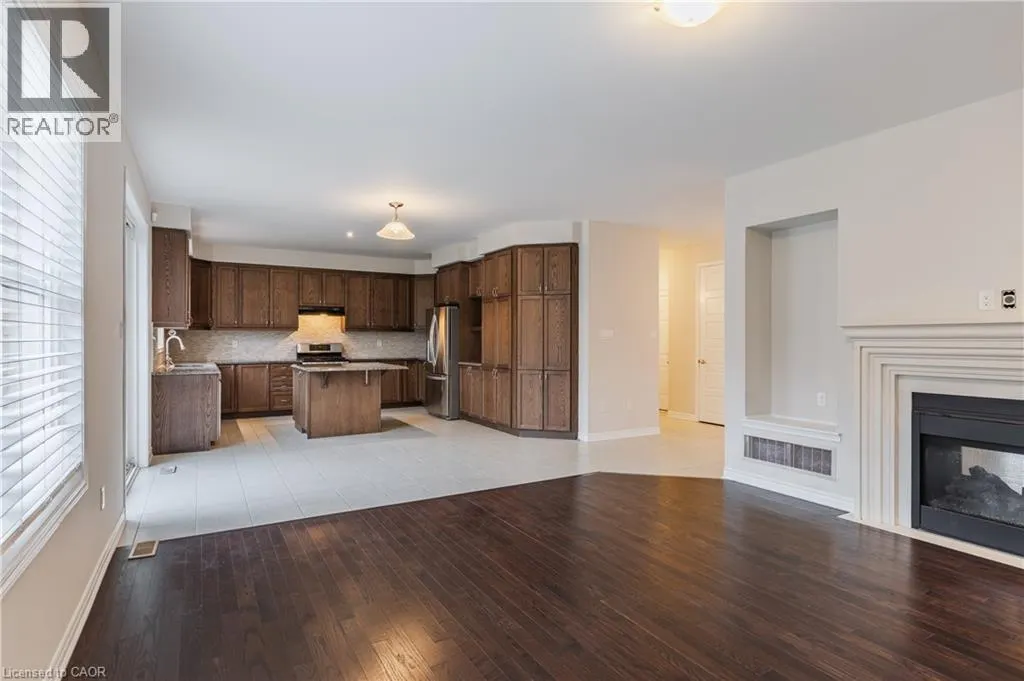 260 SHADY GLEN Crescent