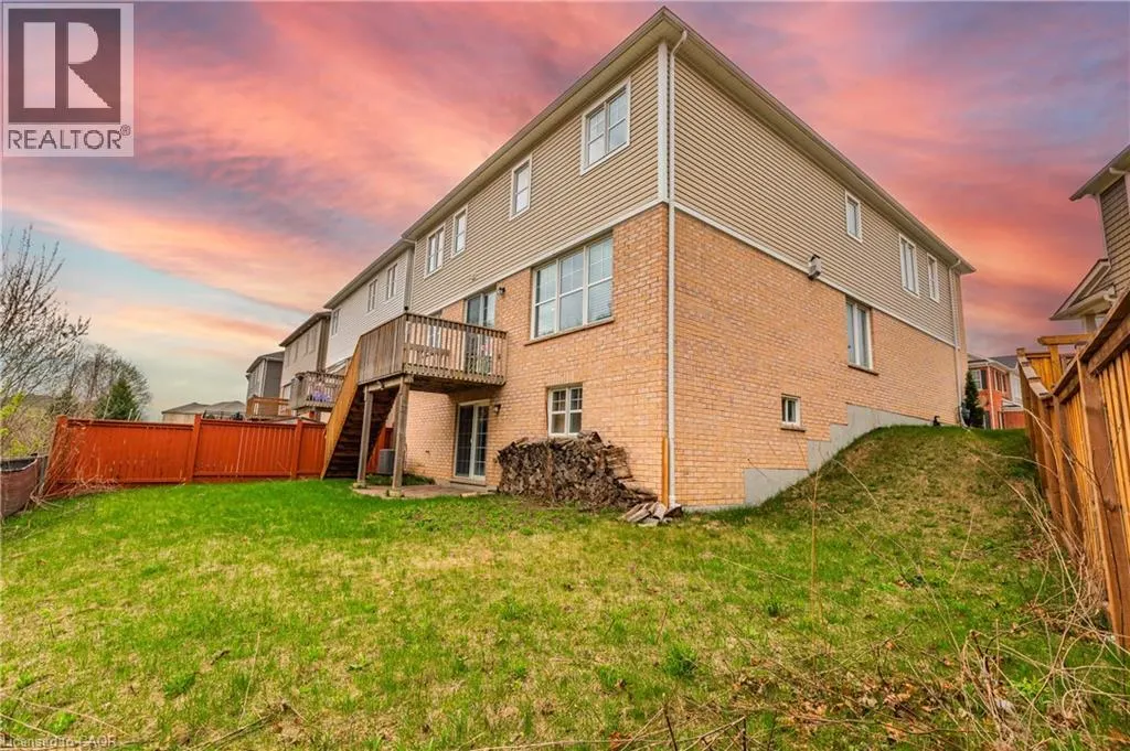 260 SHADY GLEN Crescent