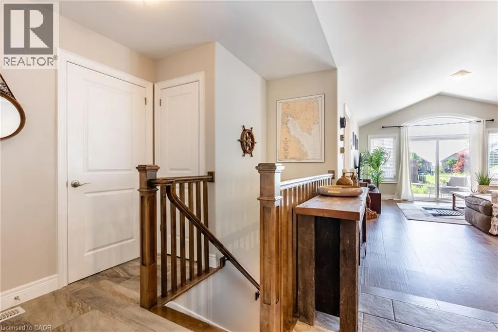 9 RICHARD Crescent