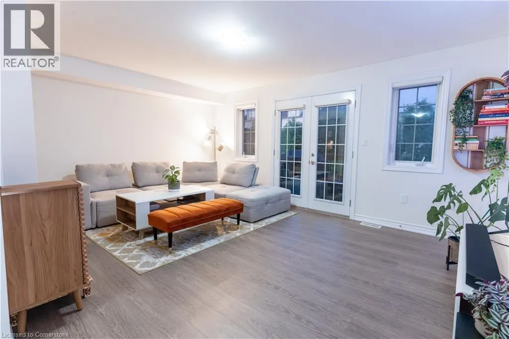 85 MULLIN Drive Unit# 20B, #20B