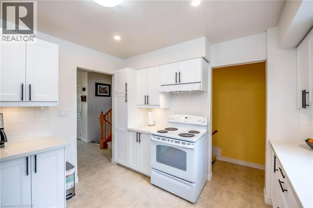 122 FOREST HILL Road