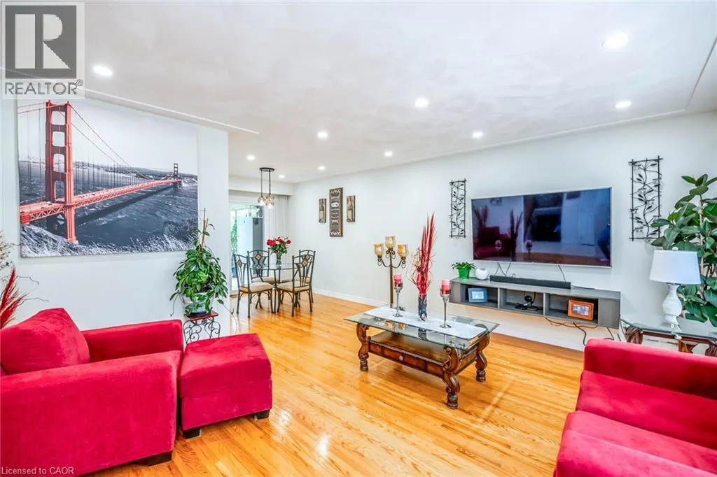 122 FOREST HILL Road