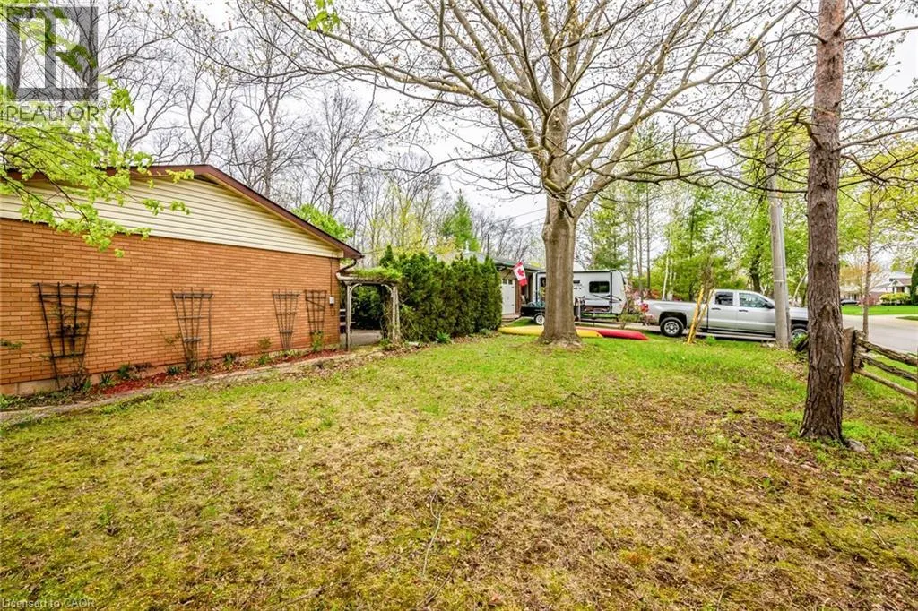 122 FOREST HILL Road