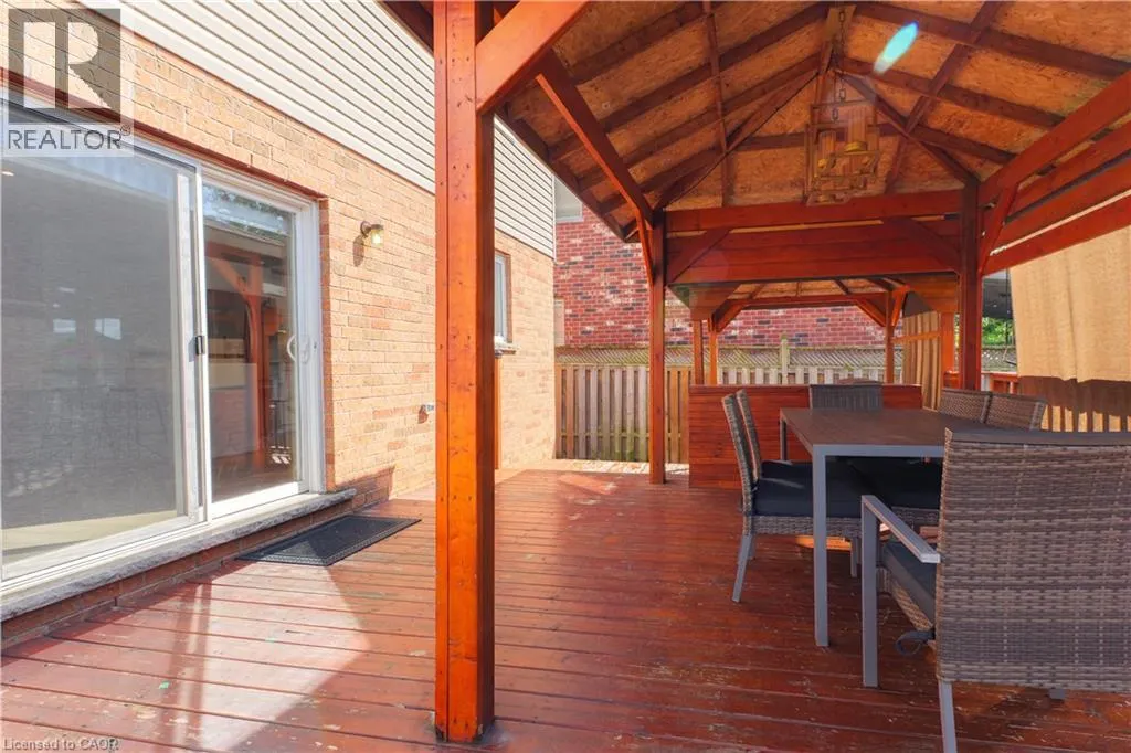 83 BENEDICT Place