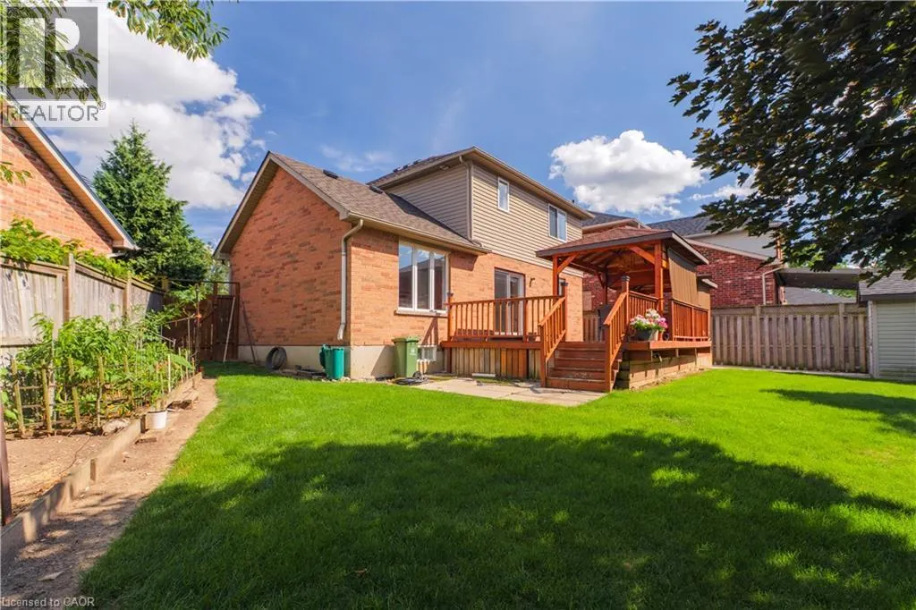 83 BENEDICT Place