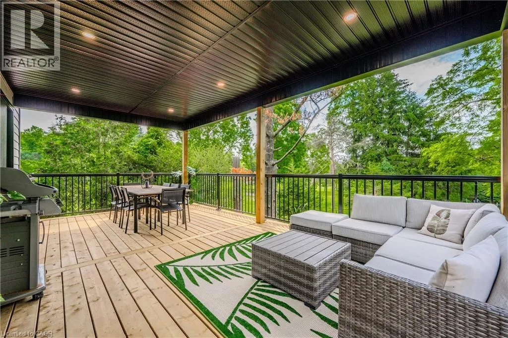 195 RIVERBANK Drive