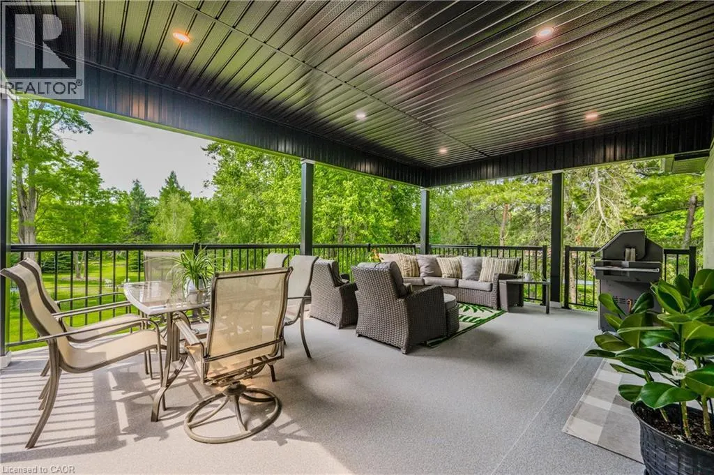 195 RIVERBANK Drive