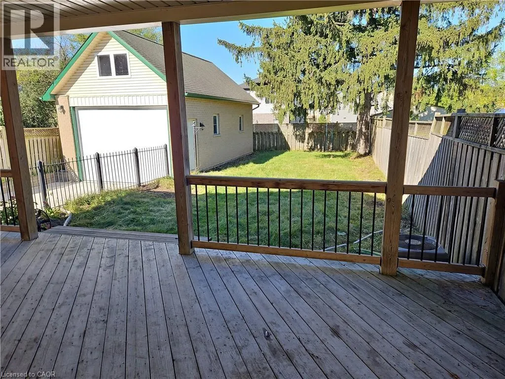 26 FIFTH Avenue Unit# UPPER, #UPPER