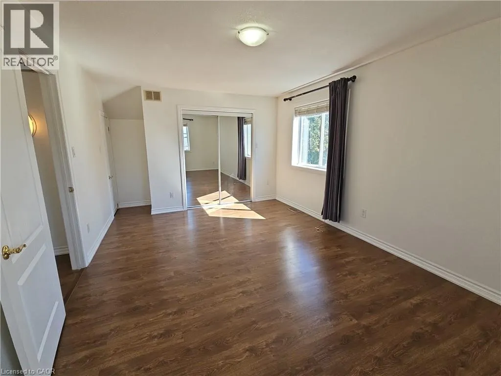 26 FIFTH Avenue Unit# UPPER, #UPPER